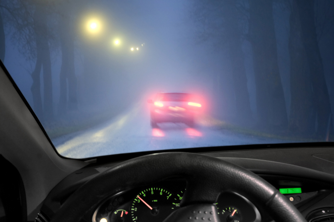 voiture brouillard